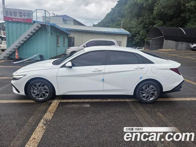 Hyundai AVANTE Новый Avante (CN7) 1.6 LPi (Для проката) — Фото автомобиля 4