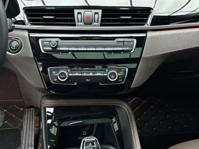 BMW BMW X1 2022 sDrive20Li Premium — Фото автомобиля 8