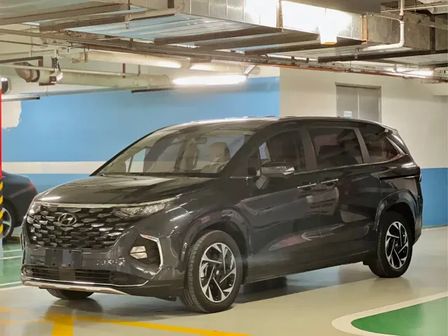 Фотография автомобиля — Hyundai Custo