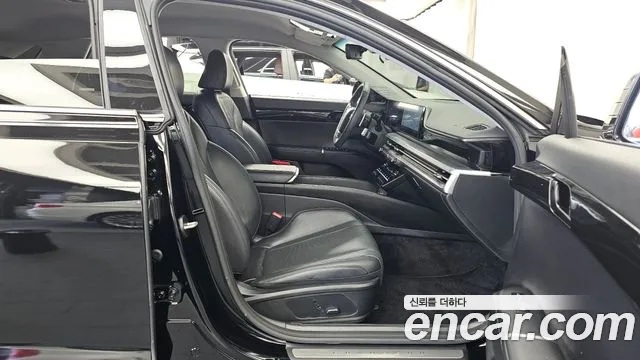 Hyundai Grandeur GN7 — Фото автомобиля 17