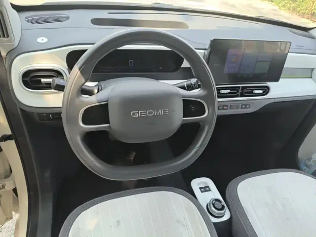 Geely Panda — Фото автомобиля 10