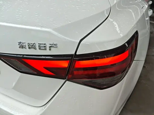 Nissan Sylphy — Фото автомобиля 7