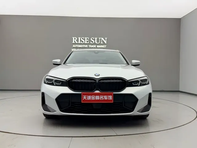 BMW 3 Series — Фото автомобиля 2