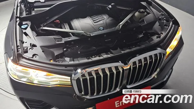 BMW X7 — Фото автомобиля 6