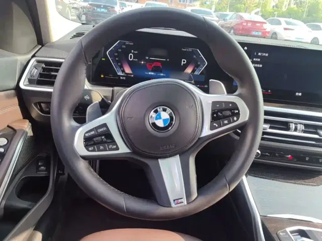 BMW 3 Series — Фото автомобиля 14