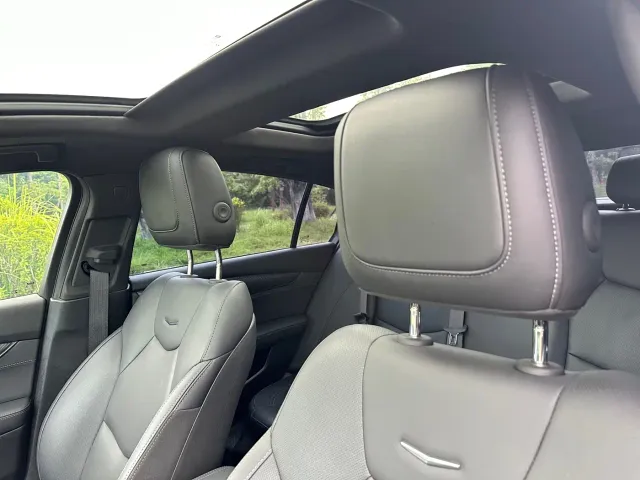 Cadillac CT5 — Фото автомобиля 10