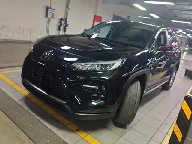 Фотография автомобиля — Toyota Wildlander