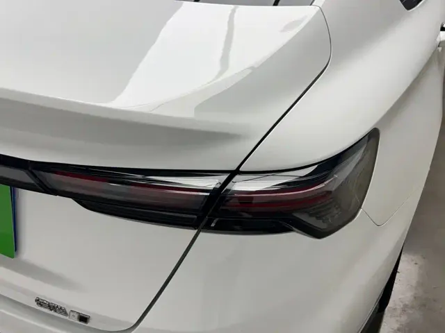 Geely Binrui — Фото автомобиля 23