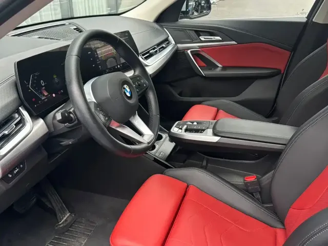BMW X2 — Фото автомобиля 11