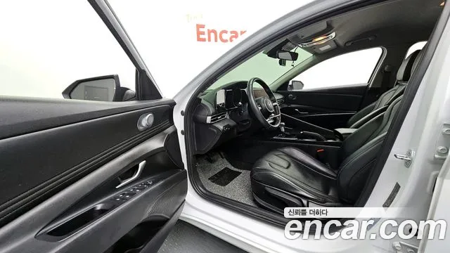 Hyundai AVANTE Avante (CN7) — Фото автомобиля 10