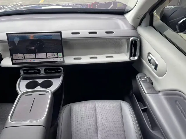 Leapmotor Leapmotor B10 2025 510 Joy Edition — Фото автомобиля 10