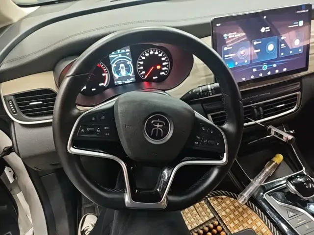 BYD Song MAX — Фото автомобиля 10