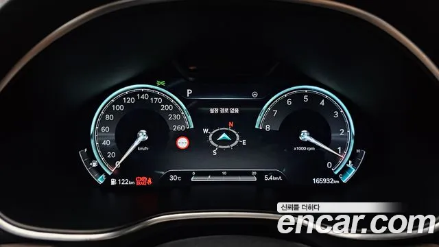 Genesis G80 Бензин 2.5 турбо AWD — Фото автомобиля 6