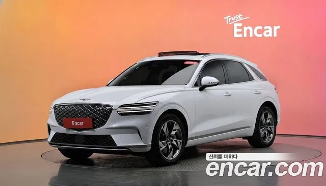 Фотография автомобиля — Genesis GV70 Electrified