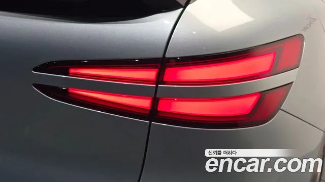 Genesis GV60 — Фото автомобиля 22