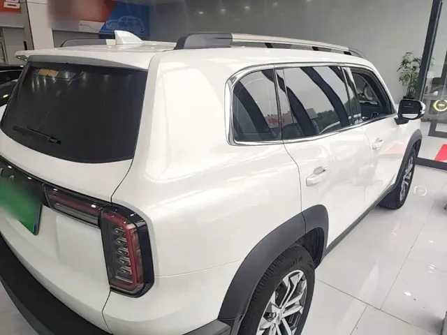 Haval Big Dog — Фото автомобиля 6