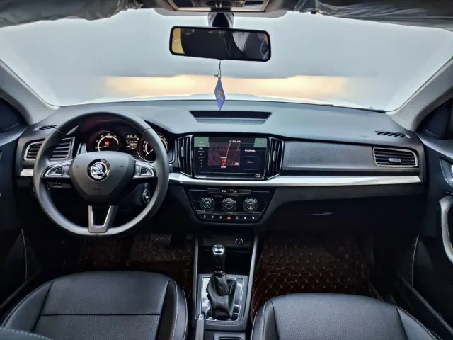 Škoda Kamiq 2022 1.5L Automatic Comfort Edition — Фото автомобиля 11