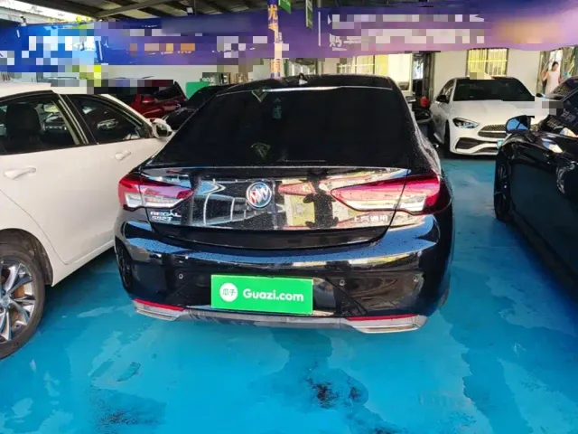 Buick Regal — Фото автомобиля 5
