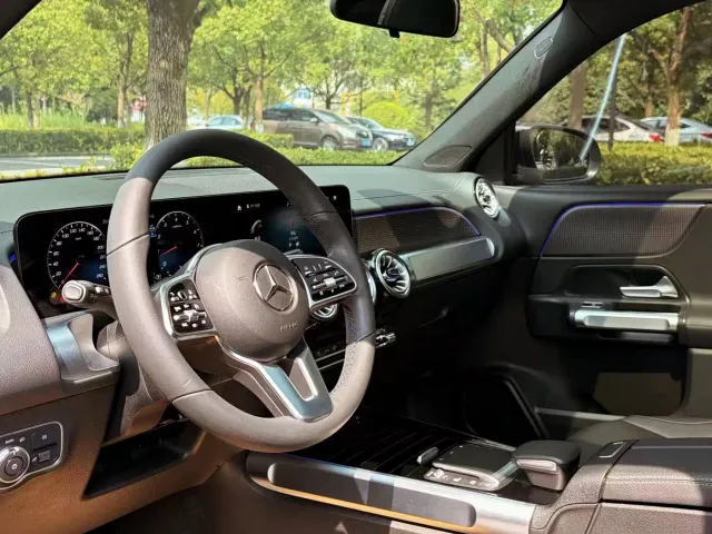 Mercedes-Benz GLB-Class — Фото автомобиля 13