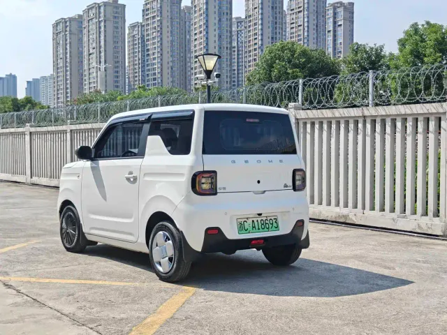 Geely Panda — Фото автомобиля 5