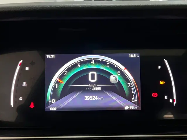 GAC Trumpchi M6 — Фото автомобиля 7