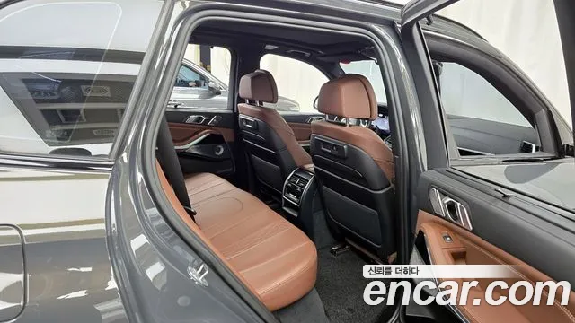 BMW X5 — Фото автомобиля 12