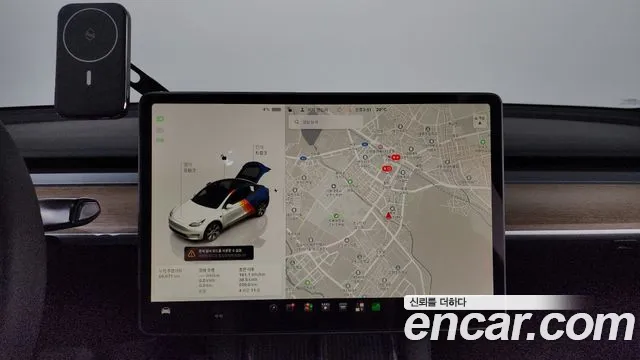 Tesla Model Y — Фото автомобиля 18
