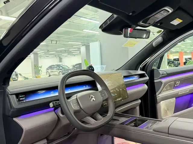 Nio ES8 — Фото автомобиля 3