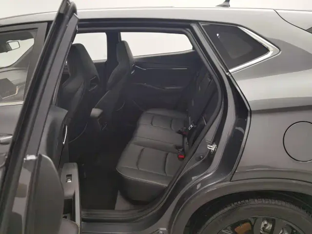 Changan X5 Plus — Фото автомобиля 15