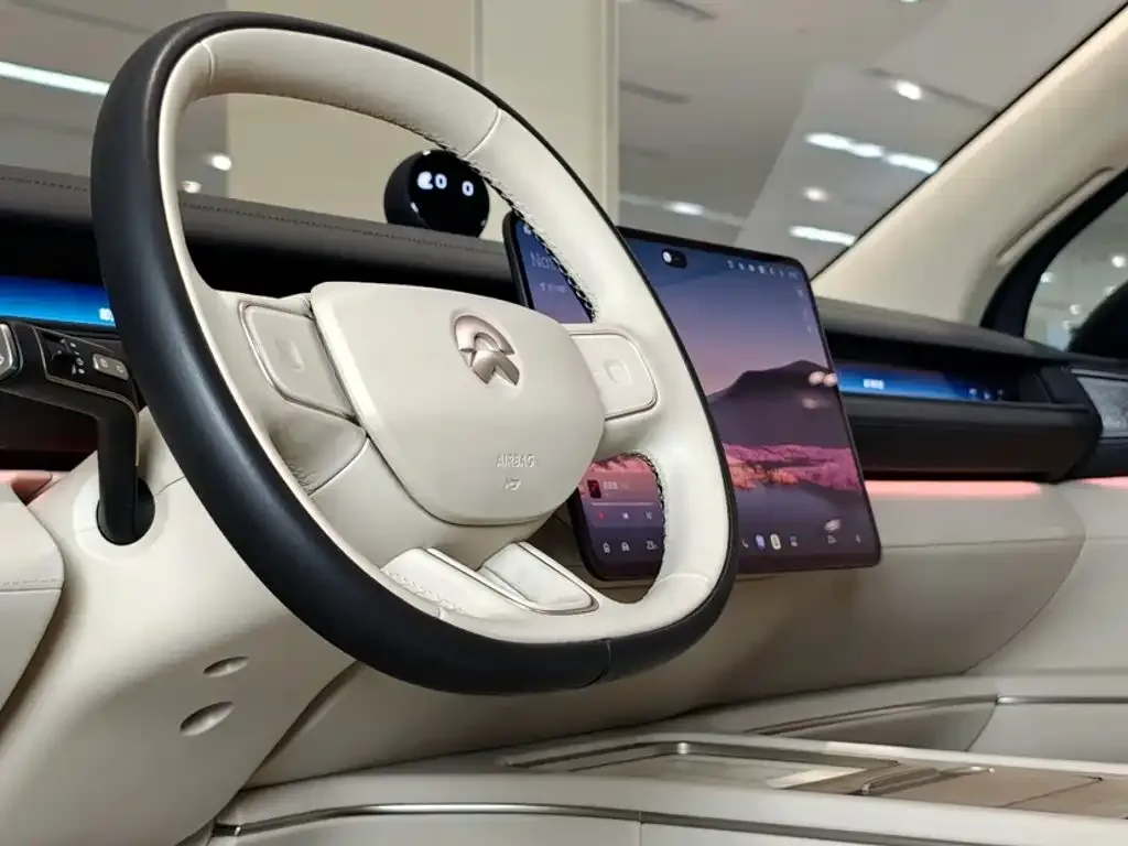 NIO NIO ES8 2025 Model 6-Seat Executive Luxury Edition — Фото автомобиля 14