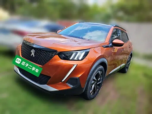 Фотография автомобиля — Peugeot 2008
