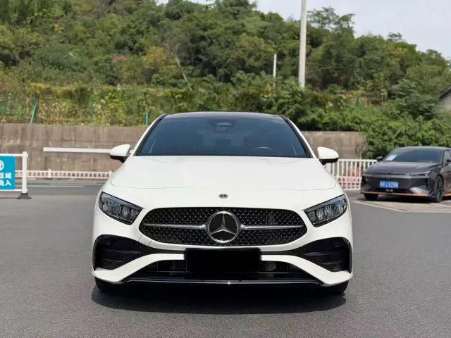 Mercedes-Benz A-Class — Фото автомобиля 2