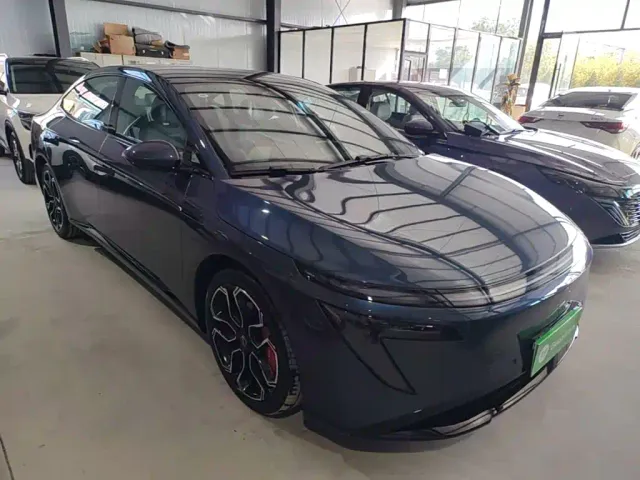 Nissan N7 — Фото автомобиля 3