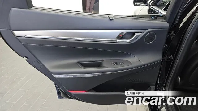 Hyundai Grandeur (New) Hybrid — Фото автомобиля 14