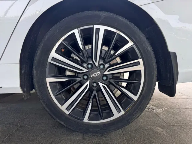 Chery Arrizo 8 — Фото автомобиля 8
