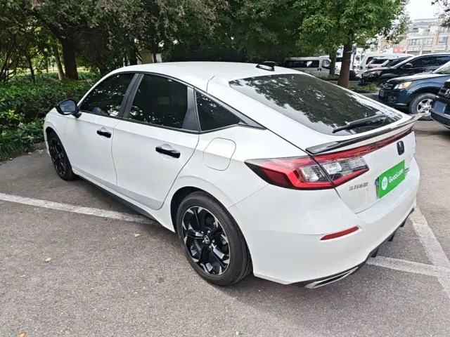Honda Civic — Фото автомобиля 4