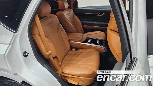 Genesis GV80 — Фото автомобиля 17
