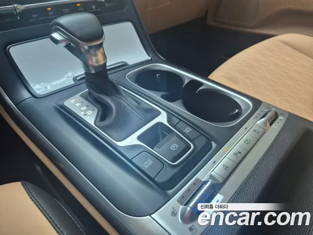 Kia Canival Carnival 4 поколение Дизель 9 мест Prestige — Фото автомобиля 10