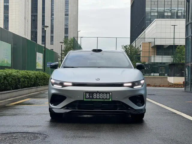 Leapmotor Lafa 5 — Фото автомобиля 3