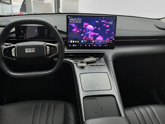Geely Galaxy E5 — Фото автомобиля 12