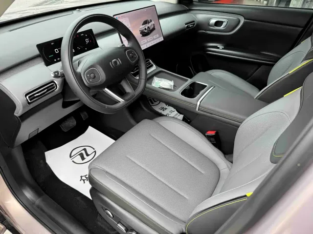 Changan Qiyuan Q05 — Фото автомобиля 8