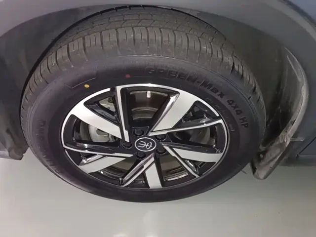 BYD Song Pro — Фото автомобиля 22