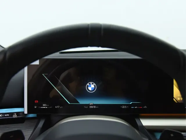 BMW 5 Series — Фото автомобиля 9