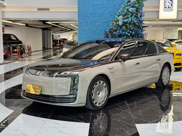 Фотография автомобиля — Maextro S800