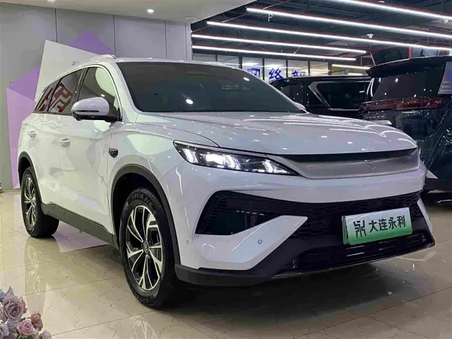 BYD Song Pro — Фото автомобиля 3
