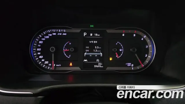 Hyundai Tucson Tucson (NX4) Дизель 2.0 2WD — Фото автомобиля 8