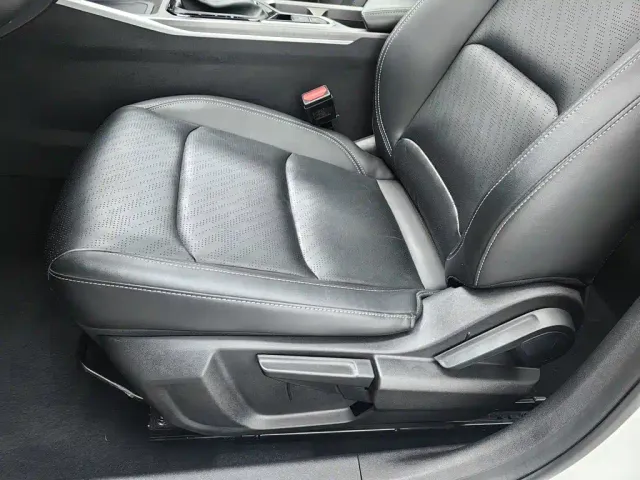 Geely Emgrand — Фото автомобиля 20