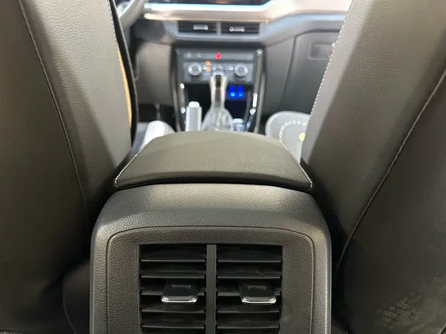 Volkswagen Tanying 2021 1.5L Automatic 30th Anniversary Edition — Фото автомобиля 22