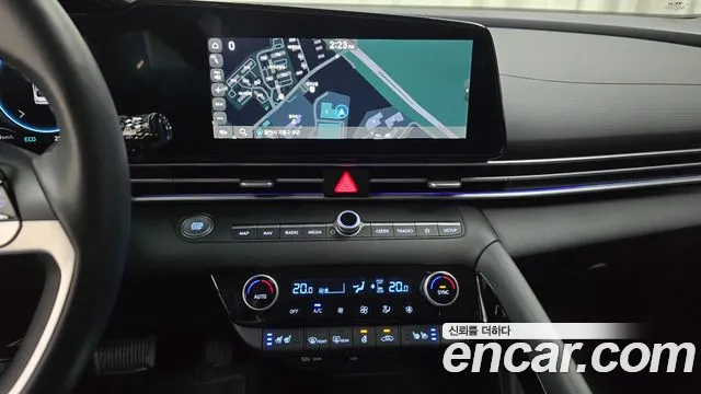 Hyundai AVANTE Новый Avante (CN7) — Фото автомобиля 14