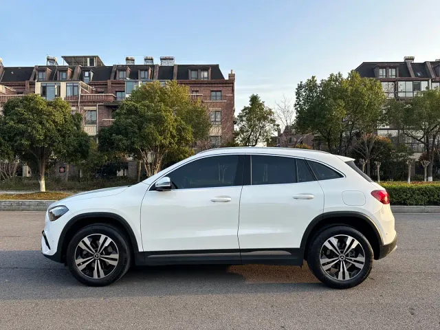 Mercedes-Benz GLA-Class — Фото автомобиля 3